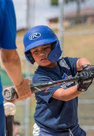 rallycap-baseballplayer